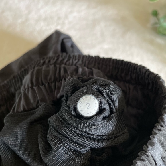 CAMO LULU HOTTY HOT SHORTS - Picture 3 of 3